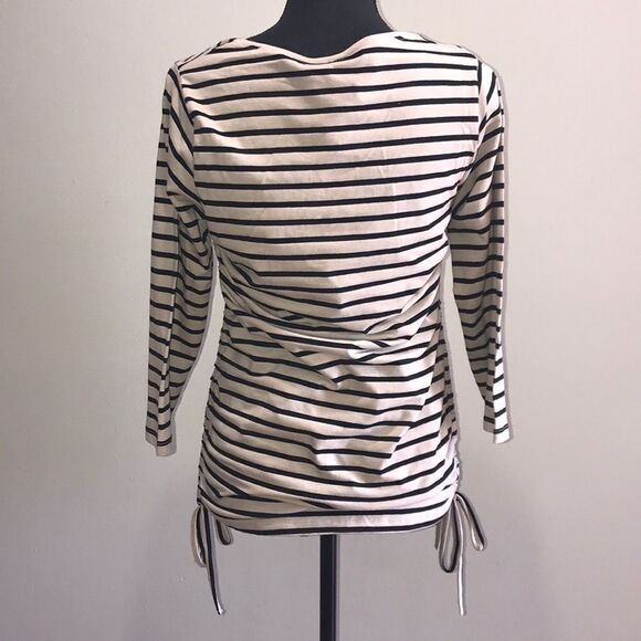 BRAND new striped maternity tops! - Picture 5 of 5